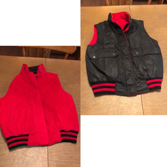 Vintage Jackets & Blazers - VTG Reversible Red & Black Snap Down Ski Vest M